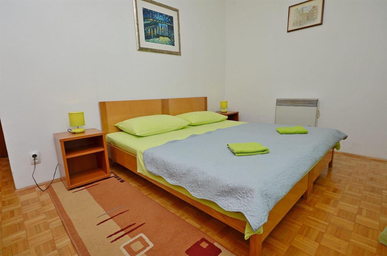 Apartment And Room Ivica Vodice Buitenkant foto