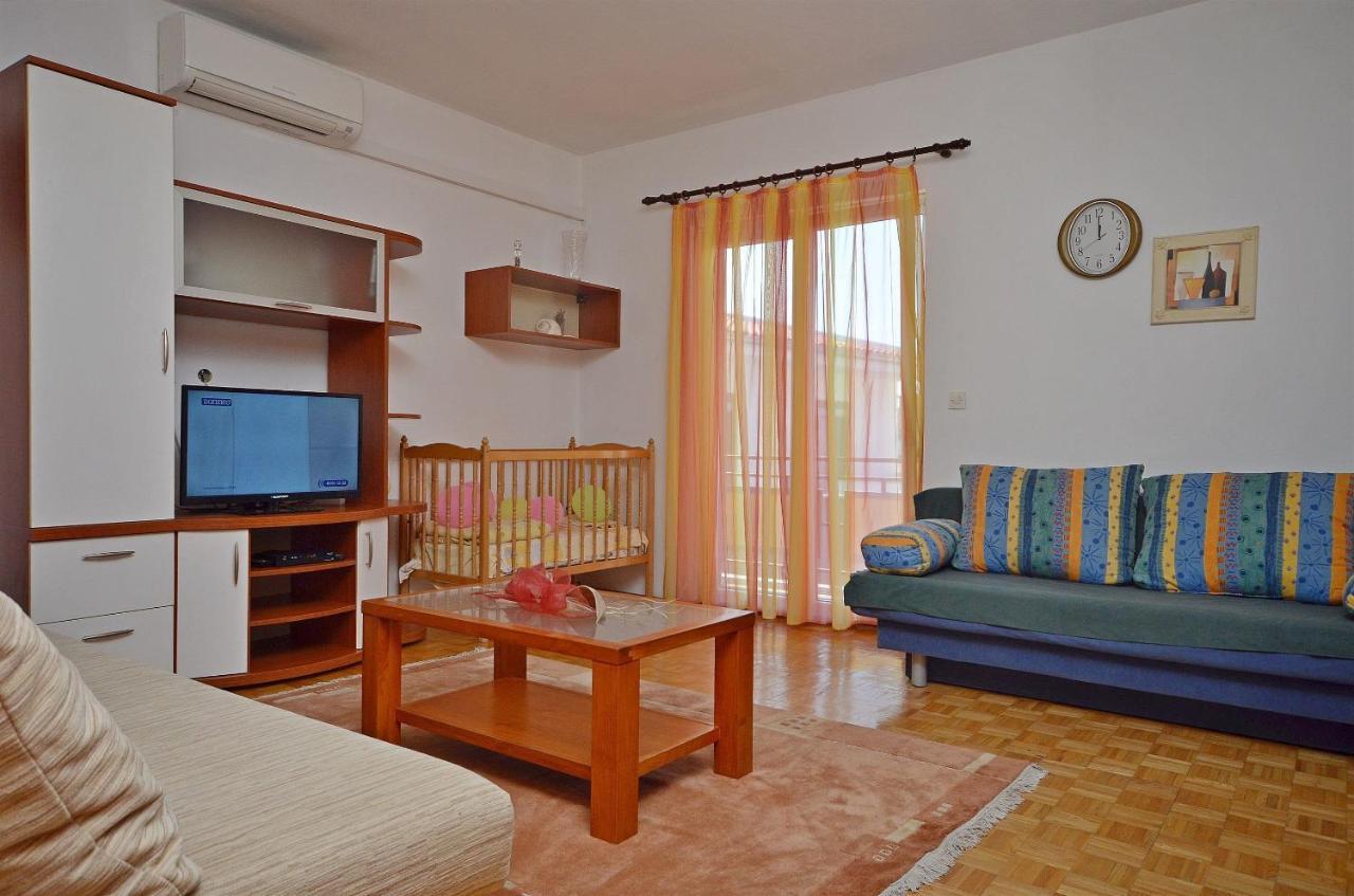 Apartment And Room Ivica Vodice Buitenkant foto